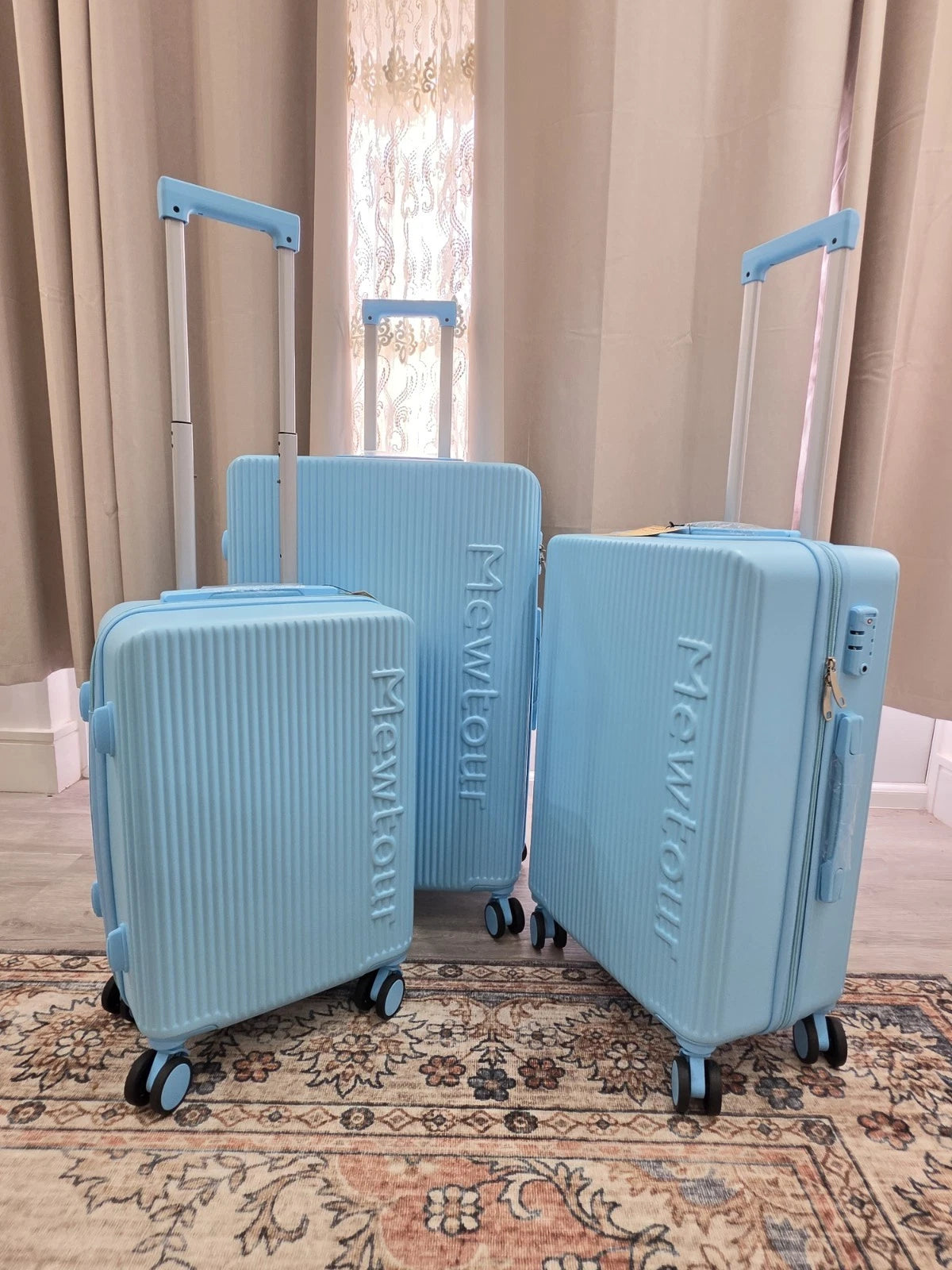 3PCS Hard Shell ABS Suitcase Set Travel 4 Wheels Cabin Luggage With TSA Lockroduct